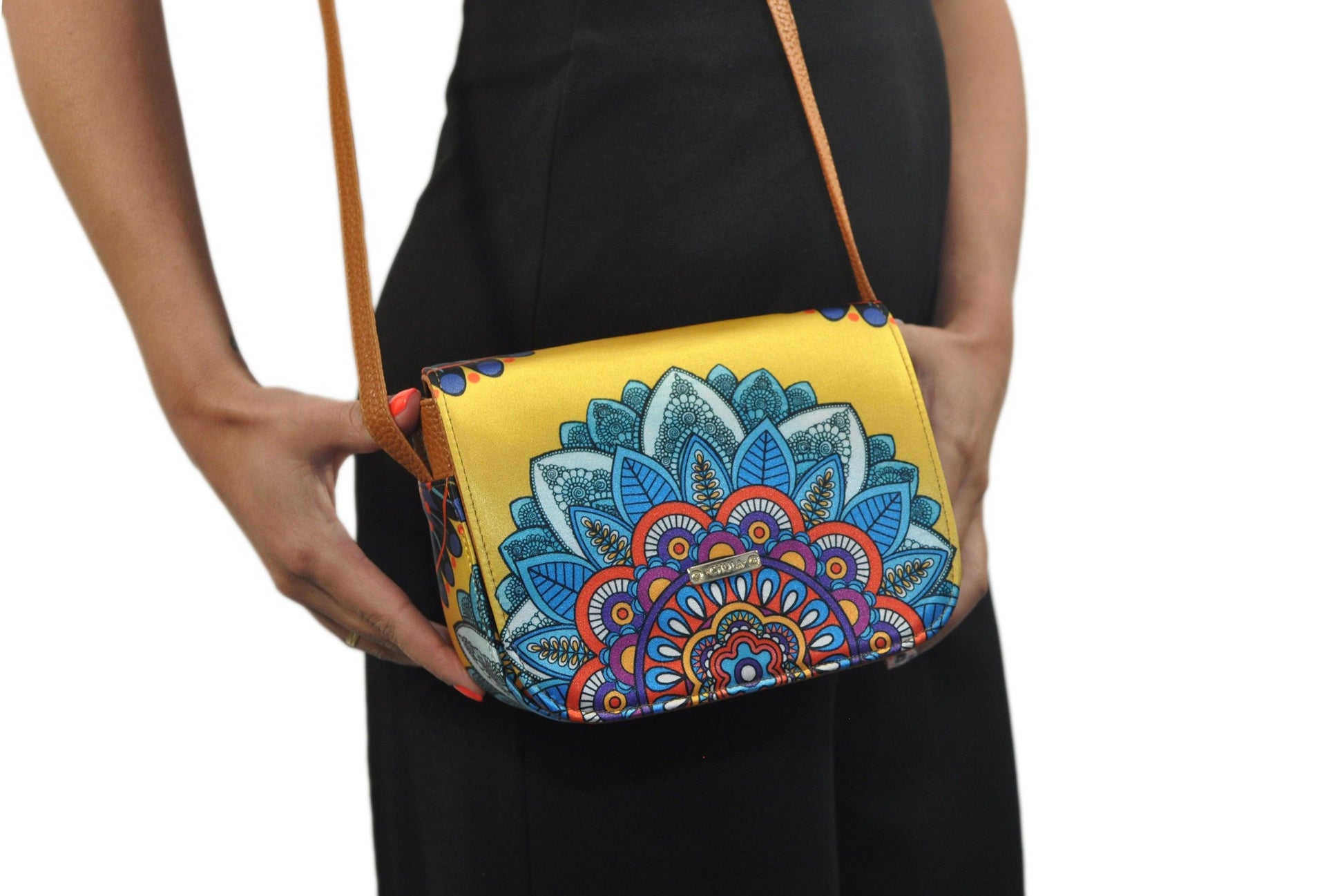 Bolso bandolera pequeño de mujer Julie Mandala Amarilla | CHULA Tulum - CHULA Tulum