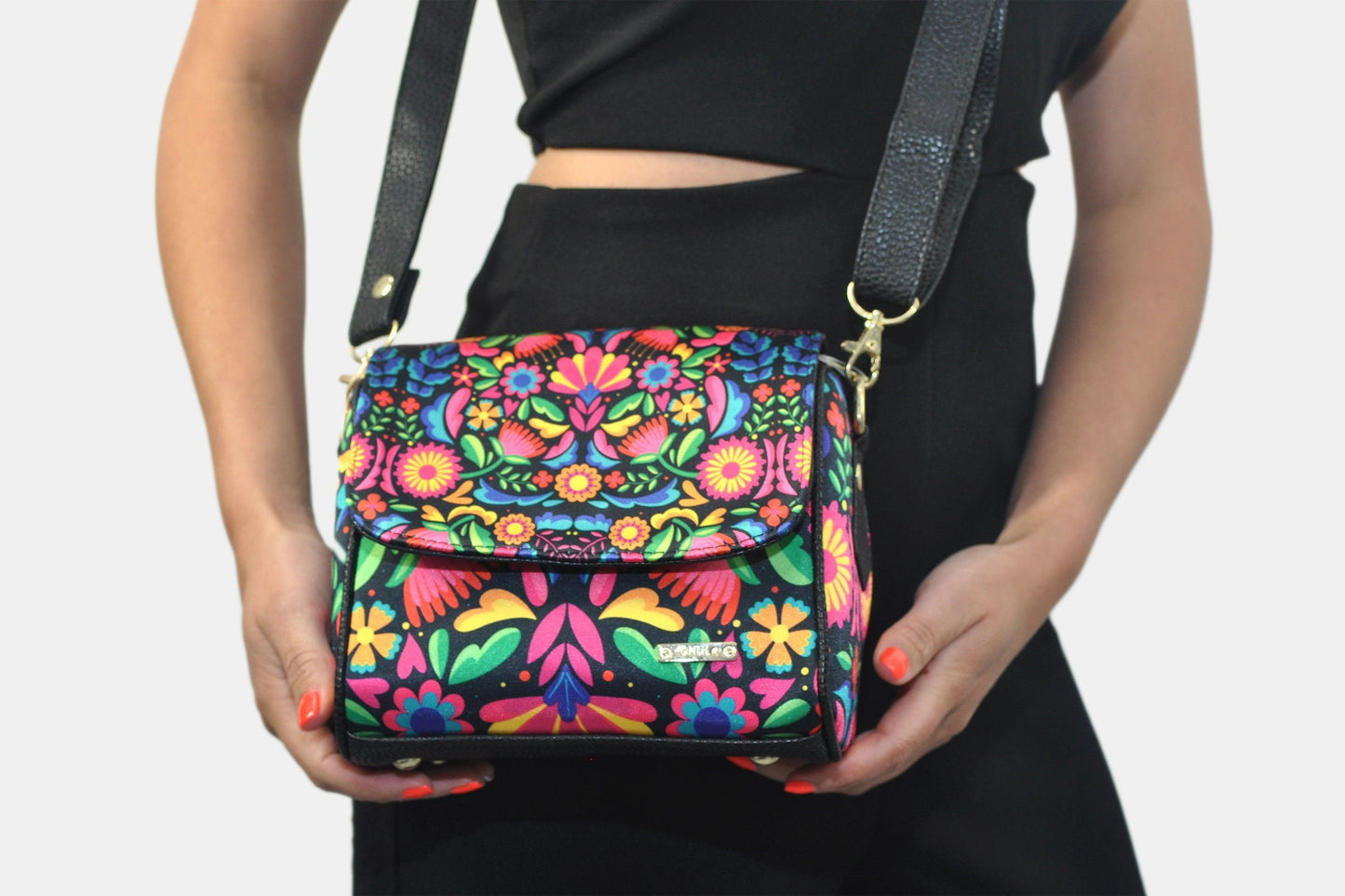 Bolso bandolera pequeño Mini Baúl Flores Étnicas Colorido | CHULA Tulum - CHULA Tulum