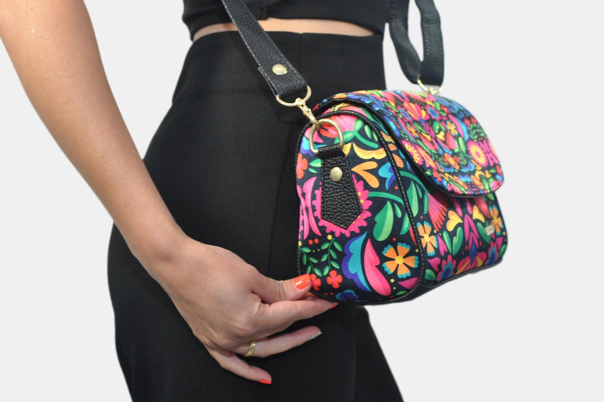 Bolso bandolera pequeño Mini Baúl Flores Étnicas Colorido | CHULA Tulum - CHULA Tulum