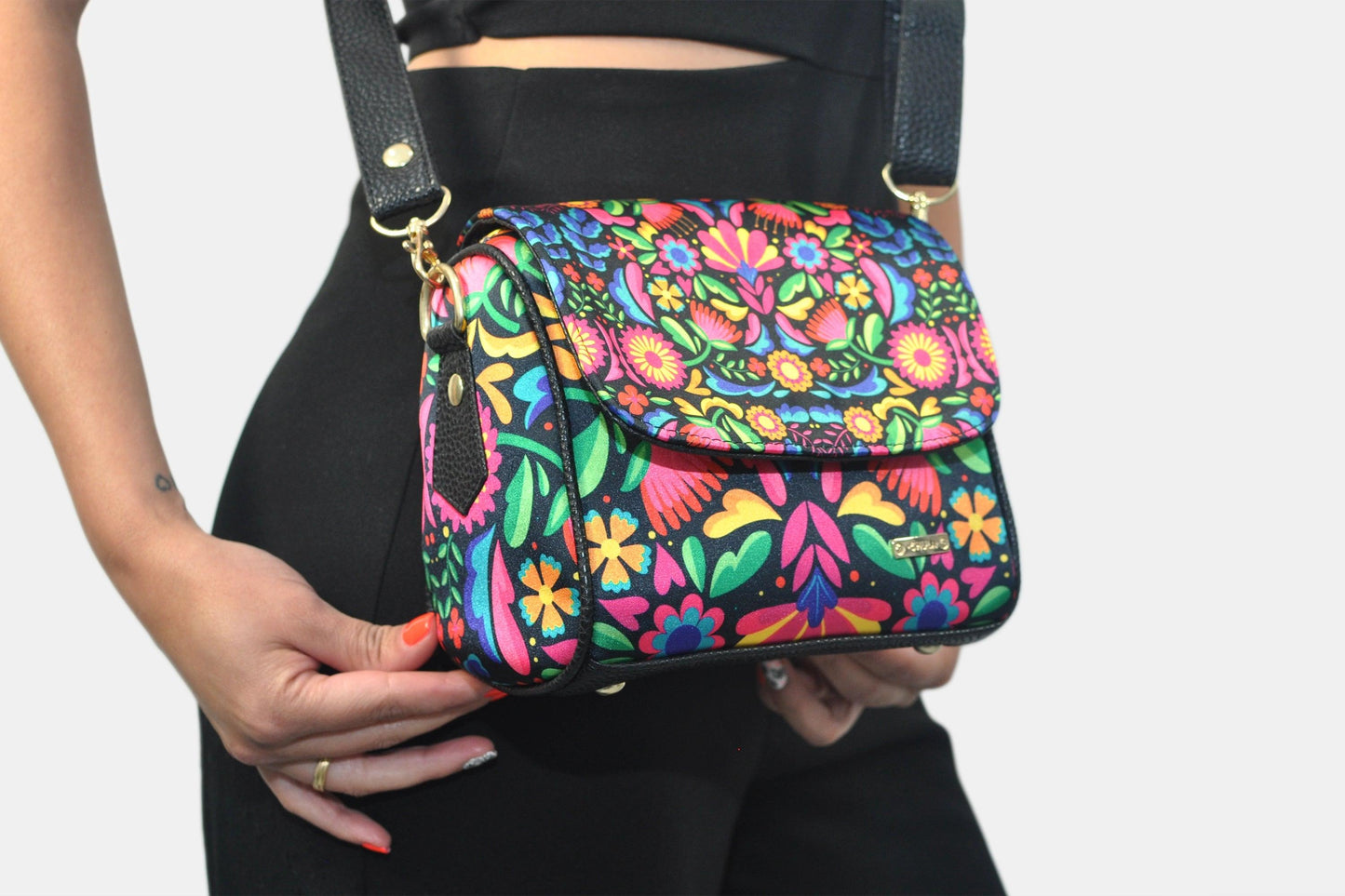 Bolso bandolera pequeño Mini Baúl Flores Étnicas Colorido | CHULA Tulum - CHULA Tulum