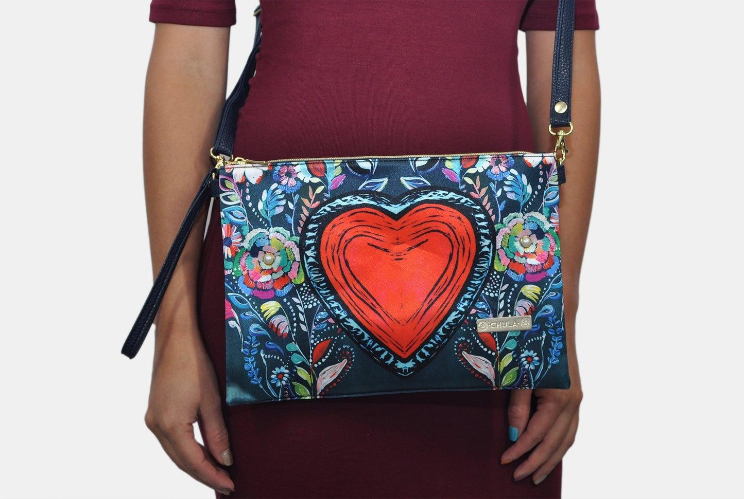 Bolso de Mano y Bandolera Pequeño Clutch Daily Heart Corazón | CHULA Tulum - CHULA Tulum