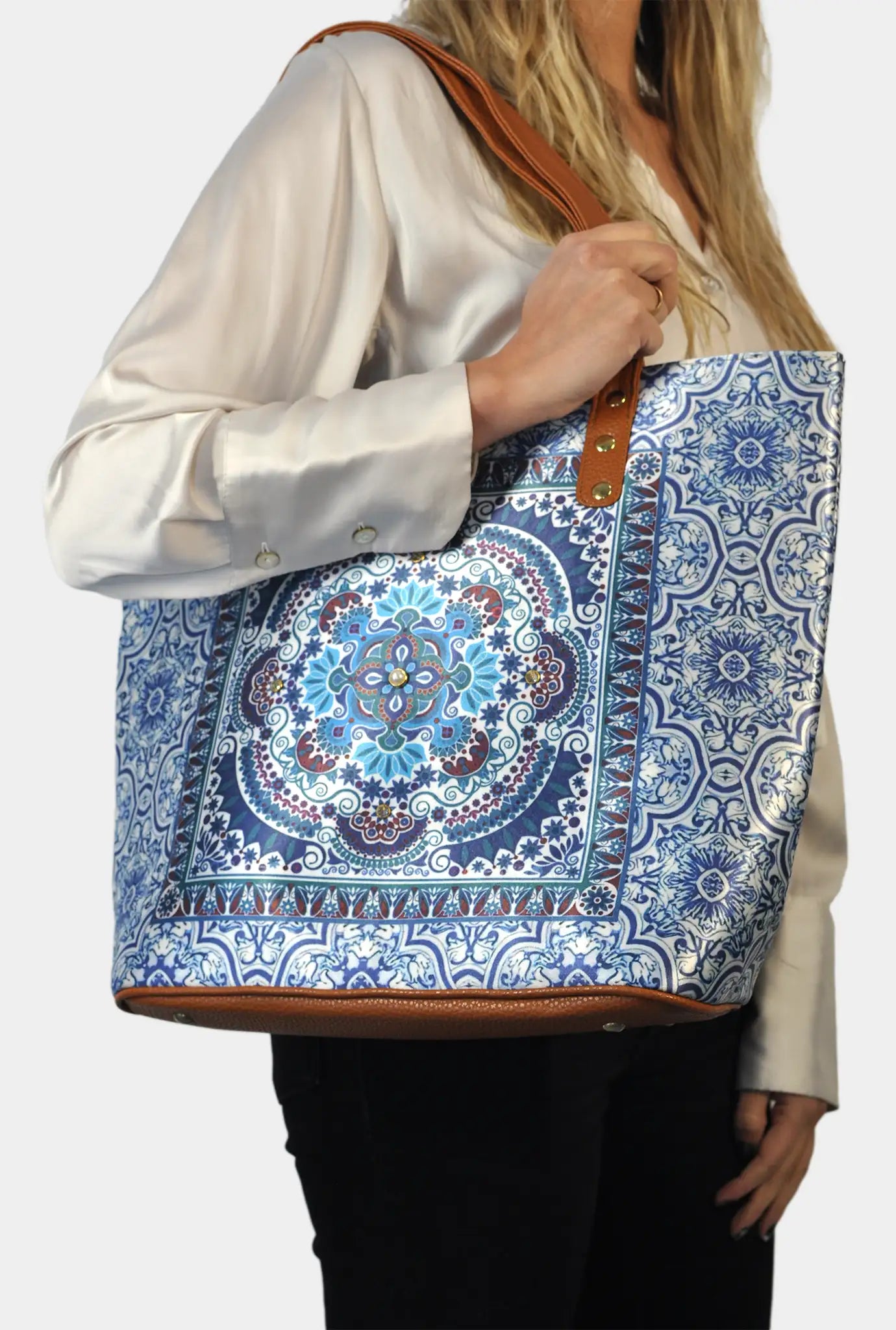 Bolso mujer de hombro grande Nahomi Jigsaw estampado Mandala azul | CHULA Tulum