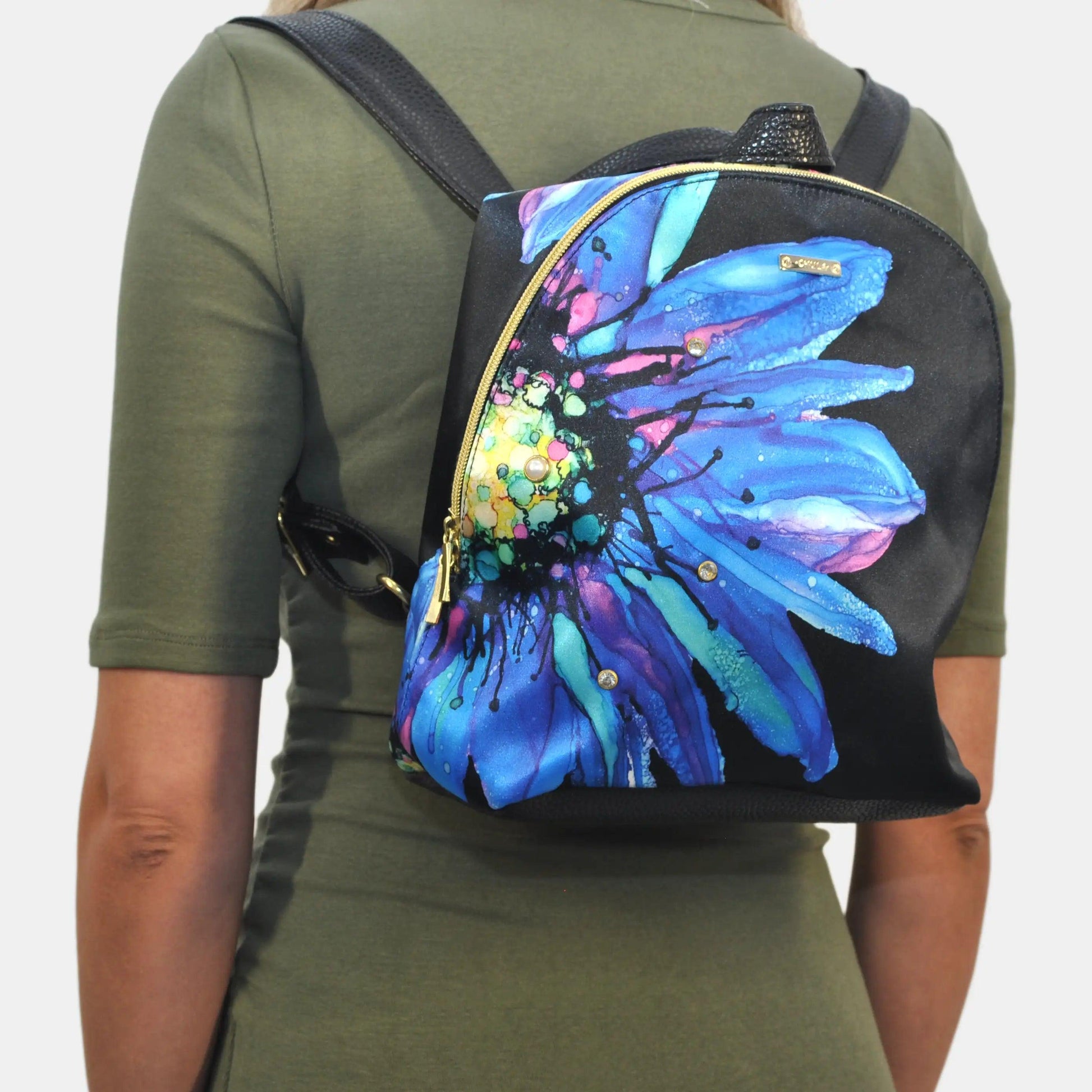 Mochila Pequeña de Mujer y Bolso de Hombro Mini Backpack Flor Aeda | CHULA Tulum - CHULA Tulum